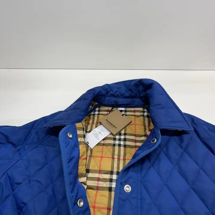 Burberry Burberry Quilted Long Sleeve Coat for Women 0079 Size M / US 6-8 / IT 42-44 - 8 Thumbnail