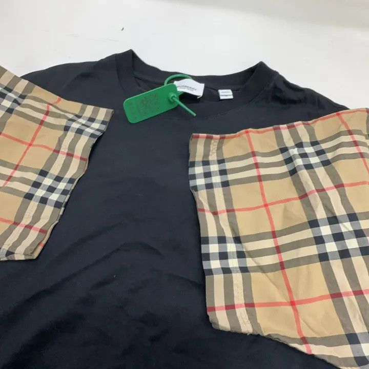 Burberry Burberry Black Check Short Sleeve T-Shirt 0079 Size M / US 6-8 / IT 42-44 - 4 Thumbnail