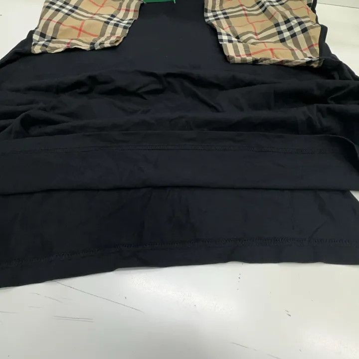 Burberry Burberry Black Check Short Sleeve T-Shirt 0079 Size M / US 6-8 / IT 42-44 - 5 Thumbnail
