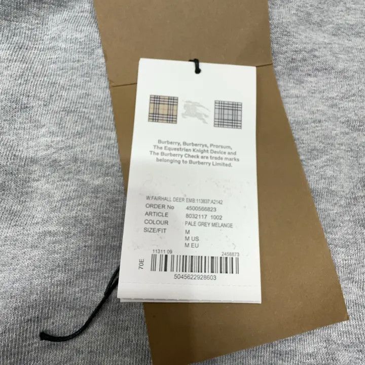 Burberry Burberry Gray Deer Graphic Sweatshirt for Women 0079 Size M / US 6-8 / IT 42-44 - 10 Thumbnail