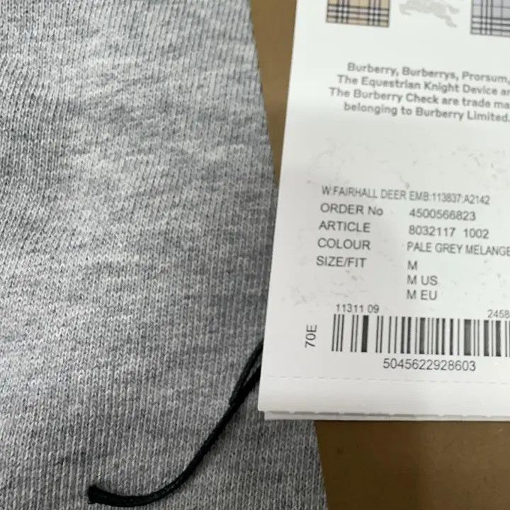 Burberry Burberry Gray Deer Graphic Sweatshirt for Women 0079 Size M / US 6-8 / IT 42-44 - 8 Thumbnail