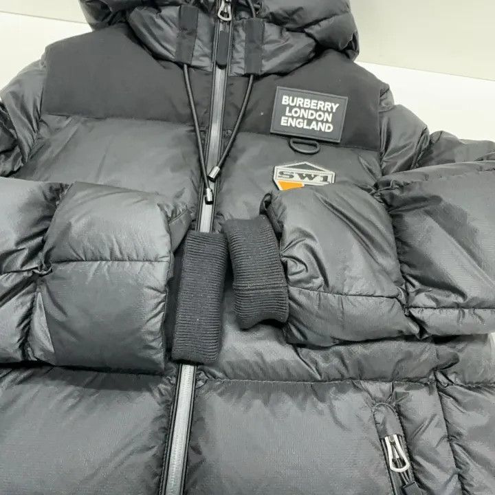 Burberry Burberry Logo Design Down Jacket for Women 0079 Size S / US 4 / IT 40 - 7 Thumbnail