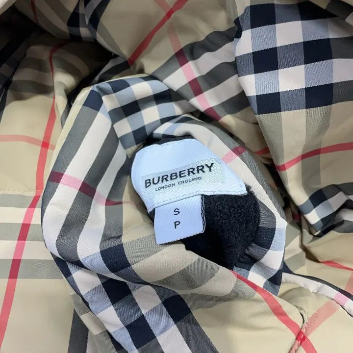 Burberry Burberry Vintage Check Reversible Down Vest for Women 0079 Size S / US 4 / IT 40 - 6 Thumbnail