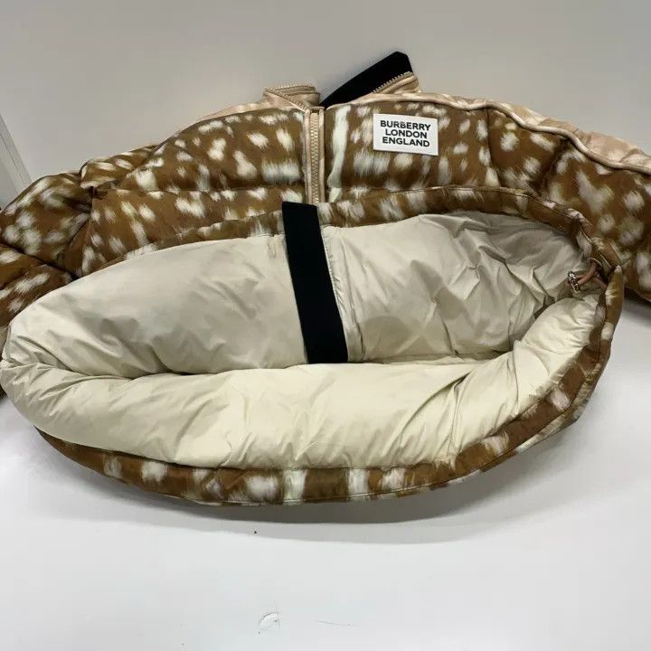 Burberry Burberry Barwick Deer Print Down Jacket for Women 0079 Size S / US 4 / IT 40 - 10 Thumbnail