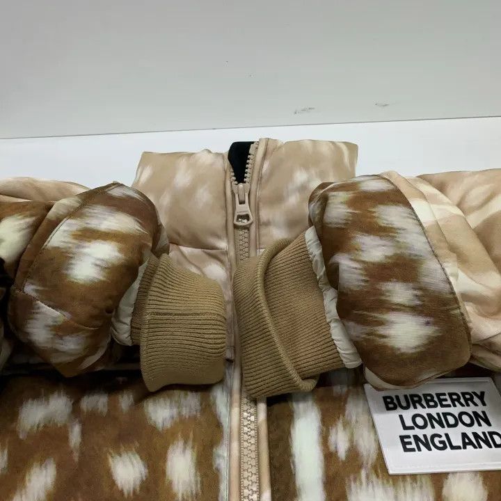 Burberry Burberry Barwick Deer Print Down Jacket for Women 0079 Size S / US 4 / IT 40 - 6 Thumbnail