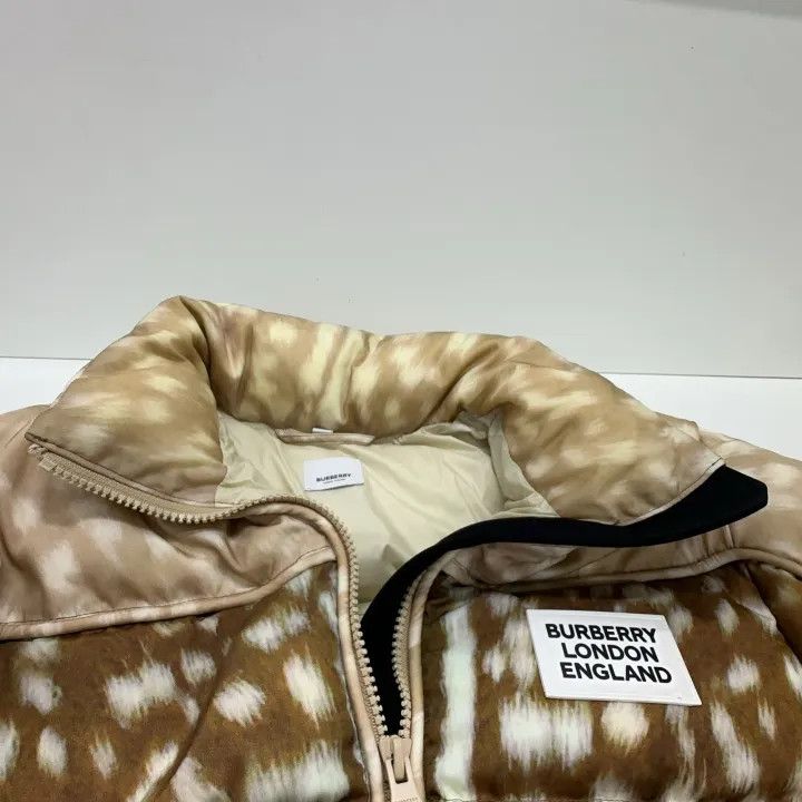 Burberry Burberry Barwick Deer Print Down Jacket for Women 0079 Size S / US 4 / IT 40 - 9 Thumbnail