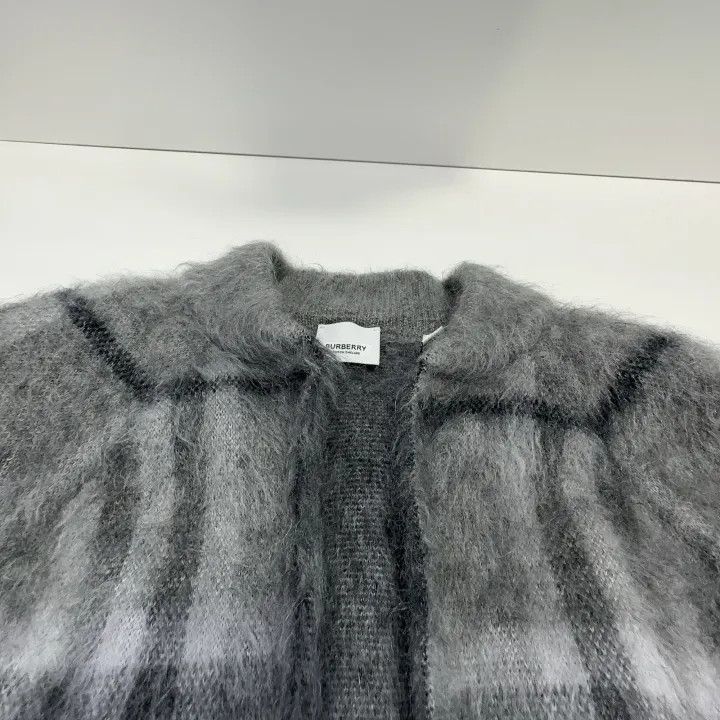Burberry Burberry Gray Plaid Blend Mohair Sweater 0079 Size S / US 4 / IT 40 - 5 Thumbnail