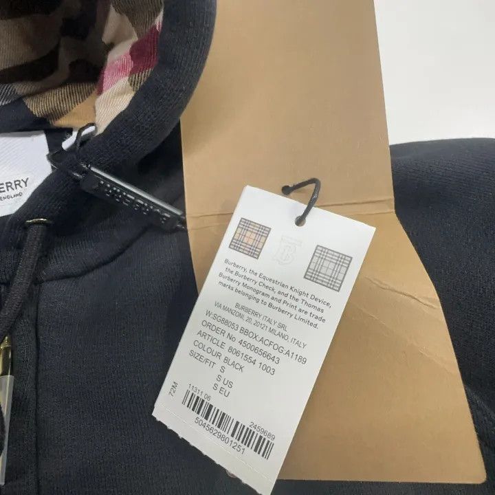 Burberry Burberry Black Hooded Sweatshirt with Check Lining 0079 Size S / US 4 / IT 40 - 5 Thumbnail