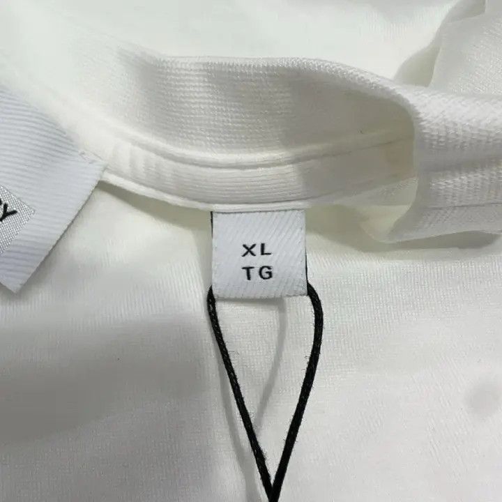 Burberry Burberry Monogram Logo Cotton T-Shirt White 0079 Size XL / US 12-14 / IT 48-50 - 9 Thumbnail