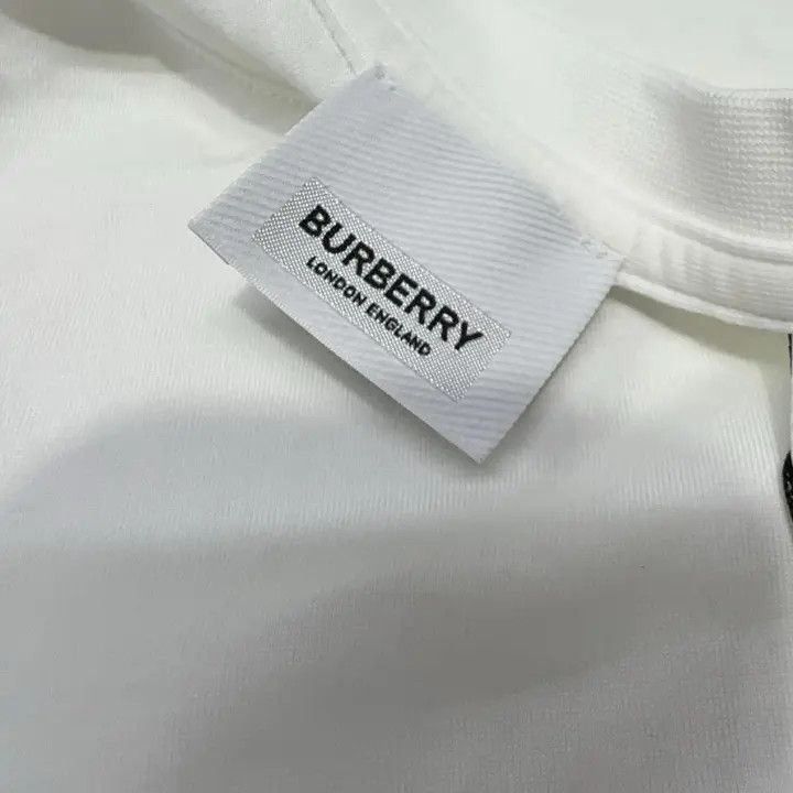 Burberry Burberry Monogram Logo Cotton T-Shirt White 0079 Size XL / US 12-14 / IT 48-50 - 8 Thumbnail