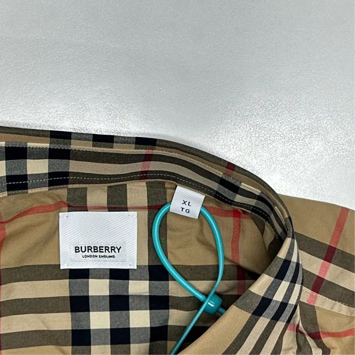 Burberry Burberry Classic Plaid Long Sleeve Shirt 0079 Size XL / US 12-14 / IT 48-50 - 2 Thumbnail