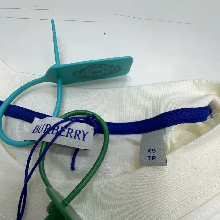 Burberry Burberry Logo Embroidered Rib Knit T-Shirt 0079 Size XS / US 0-2 / IT 36-38 - 2 Thumbnail