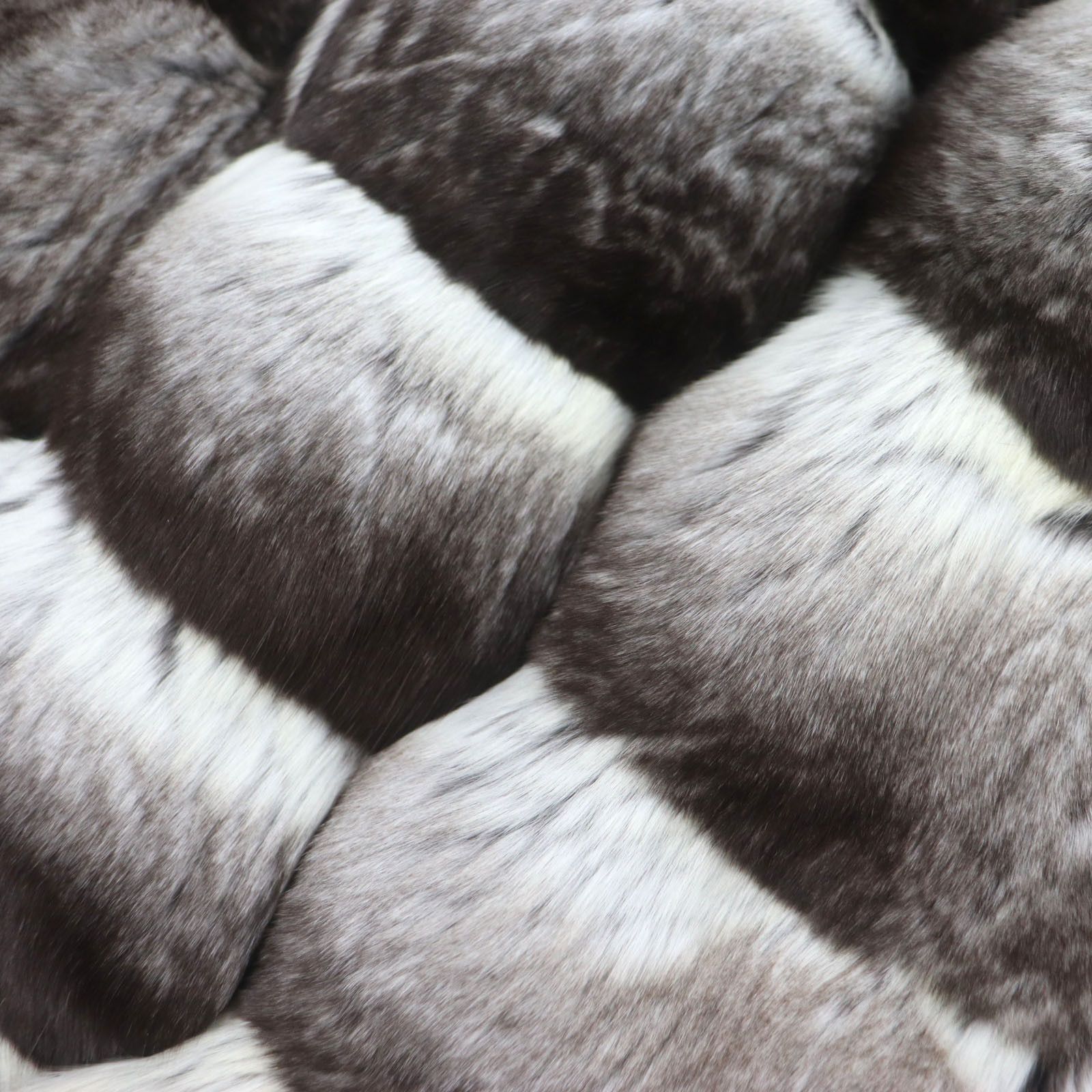 Other Other Chinchilla Genuine Fur Poncho Cape Natural Material Outerwear DUTY FREE for USA Size ONE SIZE - 4 Thumbnail