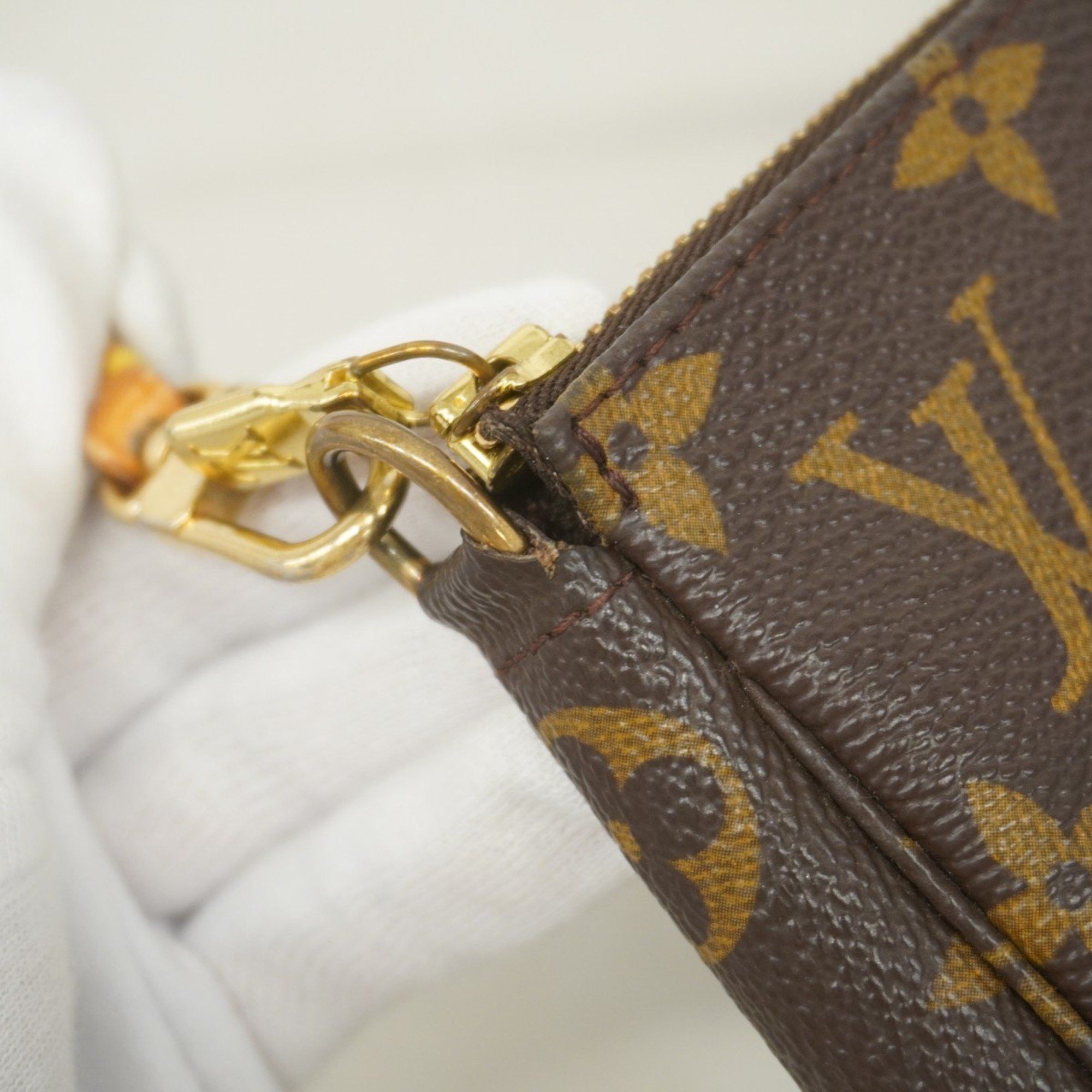 Louis Vuitton Louis Vuitton Pochette Accessoire clutch Size ONE SIZE - 7 Thumbnail