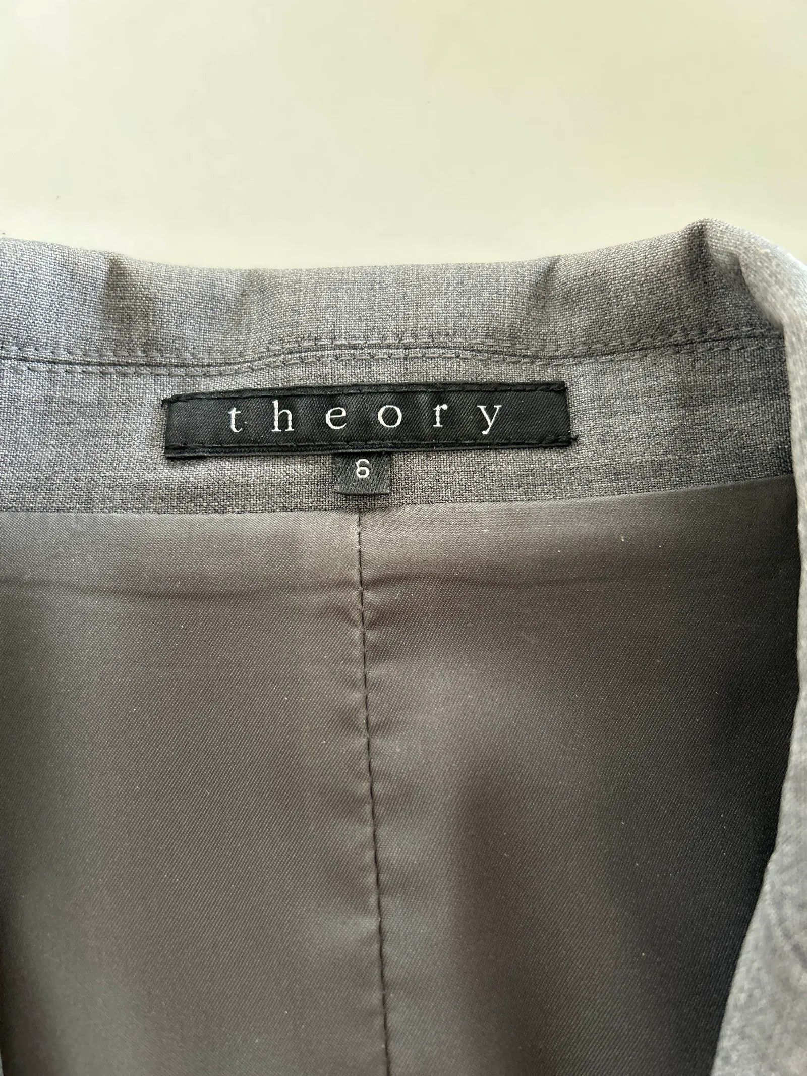 Theory Theory Blazer Size XS / US 0-2 / IT 36-38 - 2 Thumbnail