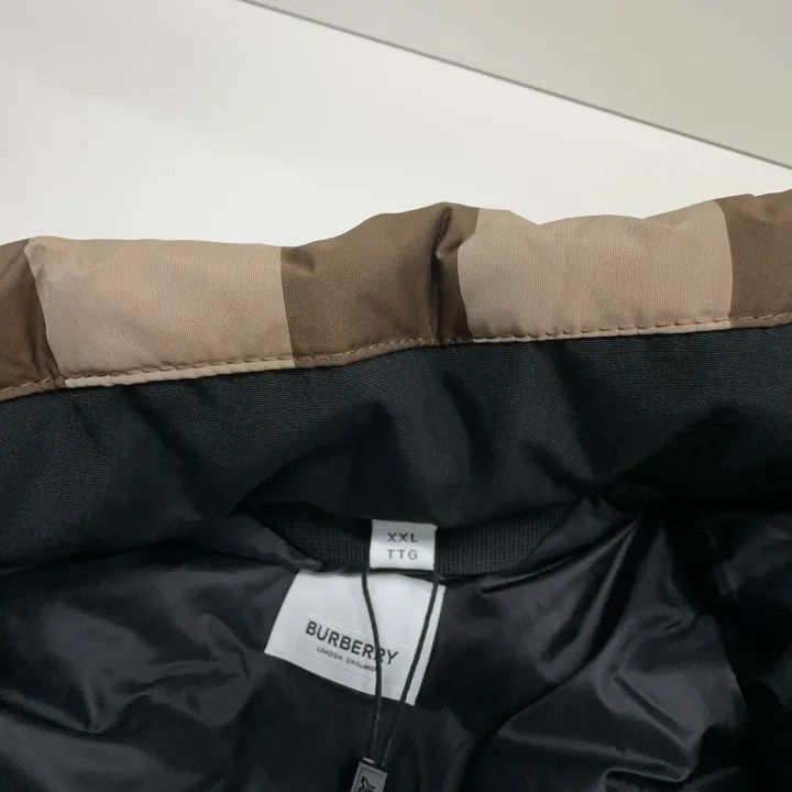 Burberry Burberry Plaid Short Warm Puffer Jacket 0079 Size XXL / US 16-18 / IT 52-54 - 4 Thumbnail