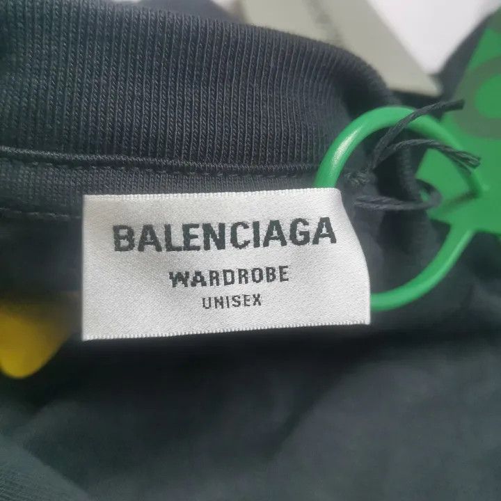 Balenciaga Balenciaga Black Graphic Printed T-Shirt for Women 0079 Size XS / US 0-2 / IT 36-38 - 3 Thumbnail