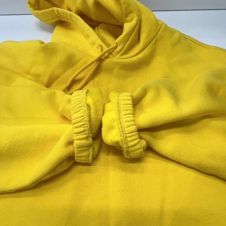 Balenciaga Balenciaga Yellow Long Sleeve Hoodie for Women 0079 Size S / US 4 / IT 40 - 8 Thumbnail