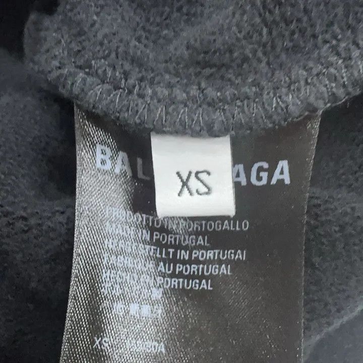 Balenciaga Balenciaga SS22 Crystal Art Sweater 0079 Size XS / US 0-2 / IT 36-38 - 4 Thumbnail
