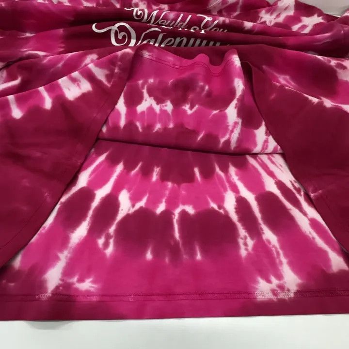 Balenciaga Balenciaga SS22 Tie-Dye Heart T-Shirt for Women 0079 Size XS / US 0-2 / IT 36-38 - 7 Thumbnail