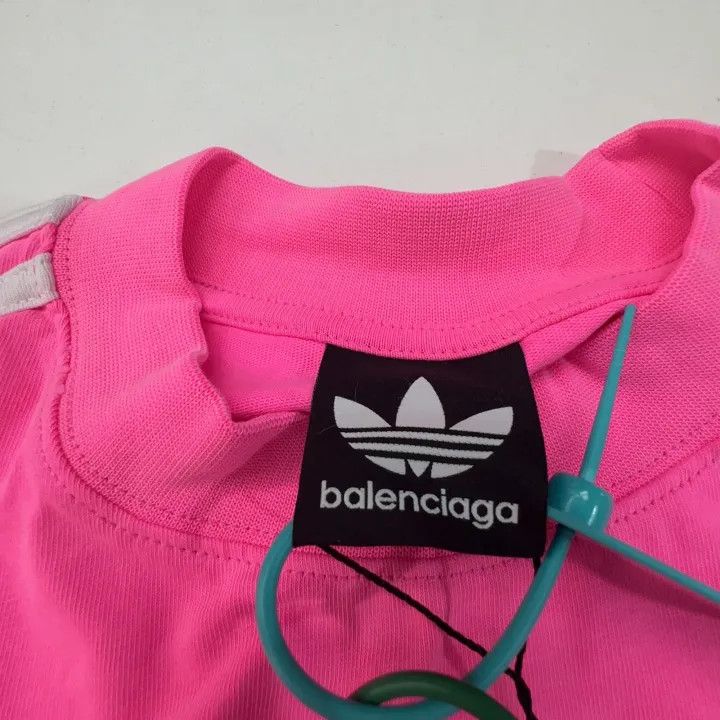 Balenciaga Balenciaga x Adidas Pink Logo T-Shirt 0079 Size XS / US 0-2 / IT 36-38 - 2 Thumbnail