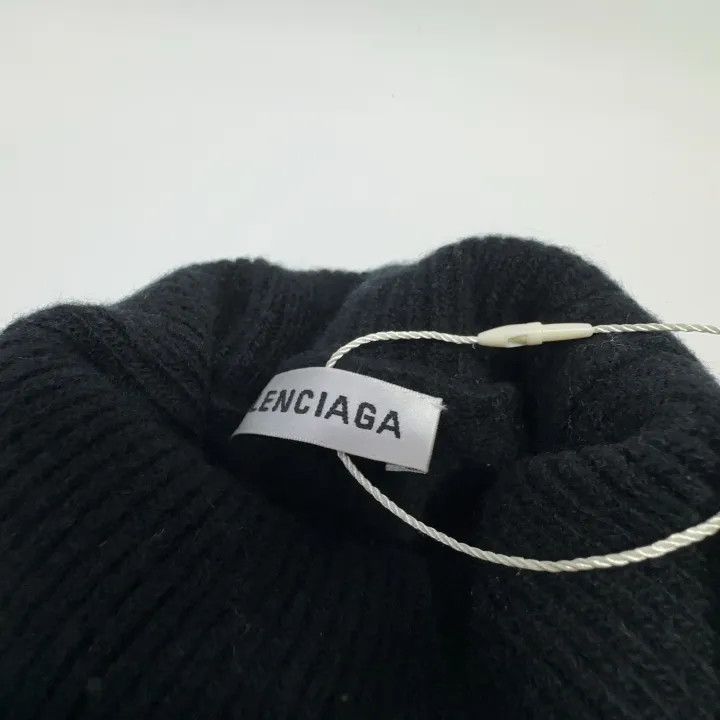Balenciaga Balenciaga Red Embroidered Turtleneck Sweater 0079 Size M / US 6-8 / IT 42-44 - 6 Thumbnail