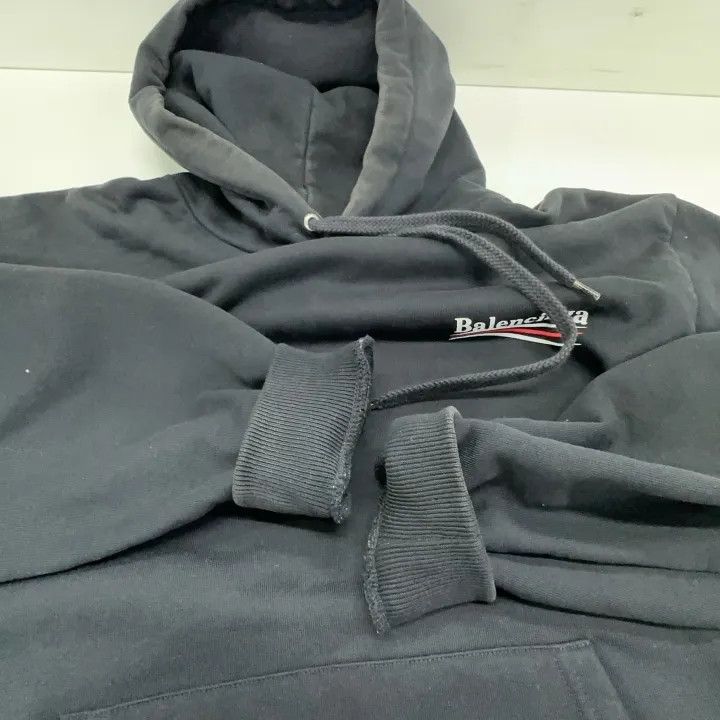 Balenciaga Balenciaga Cozy Logo Hoodie for Women 0079 Size L / US 10 / IT 46 - 7 Thumbnail