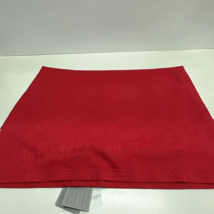 Balenciaga Balenciaga Red Half-Funnel Neck T-Shirt 0079 Size XS / US 0-2 / IT 36-38 - 6 Thumbnail