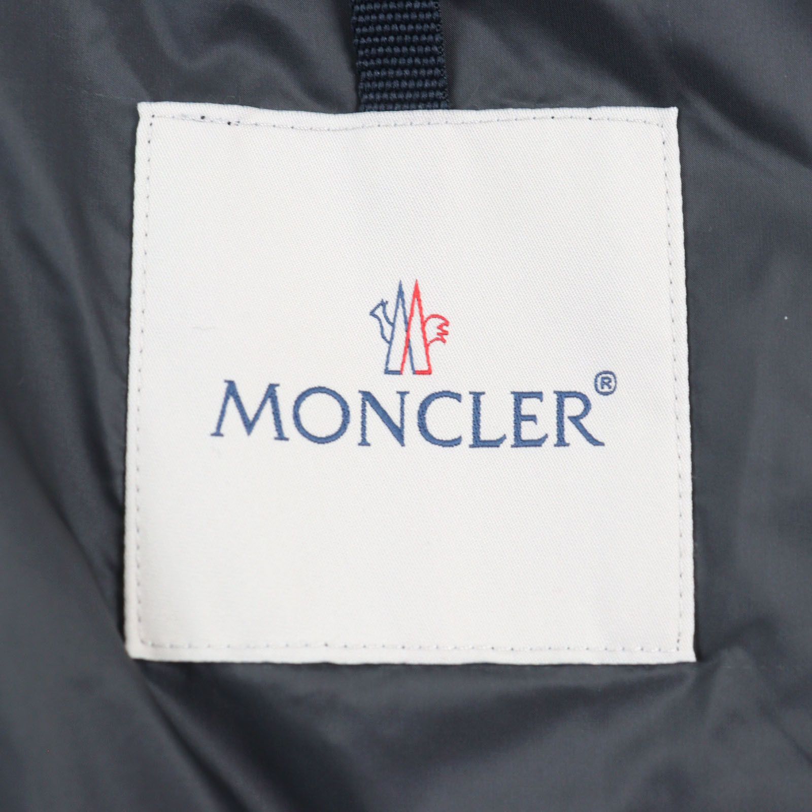 Moncler Moncler Moncler MILLEVACHES GIUBBOTTO Down Jacket Others Outerwear H20911A00196 596B3 Size ONE SIZE - 9 Thumbnail