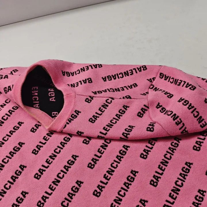 Balenciaga Balenciaga SS22 Pink Logo Sweater for Women 0079 Size XS / US 0-2 / IT 36-38 - 9 Thumbnail
