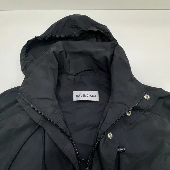 Balenciaga Balenciaga Hooded Mid-Length Raincoat for Women 0079 Size M / US 6-8 / IT 42-44 - 6 Thumbnail