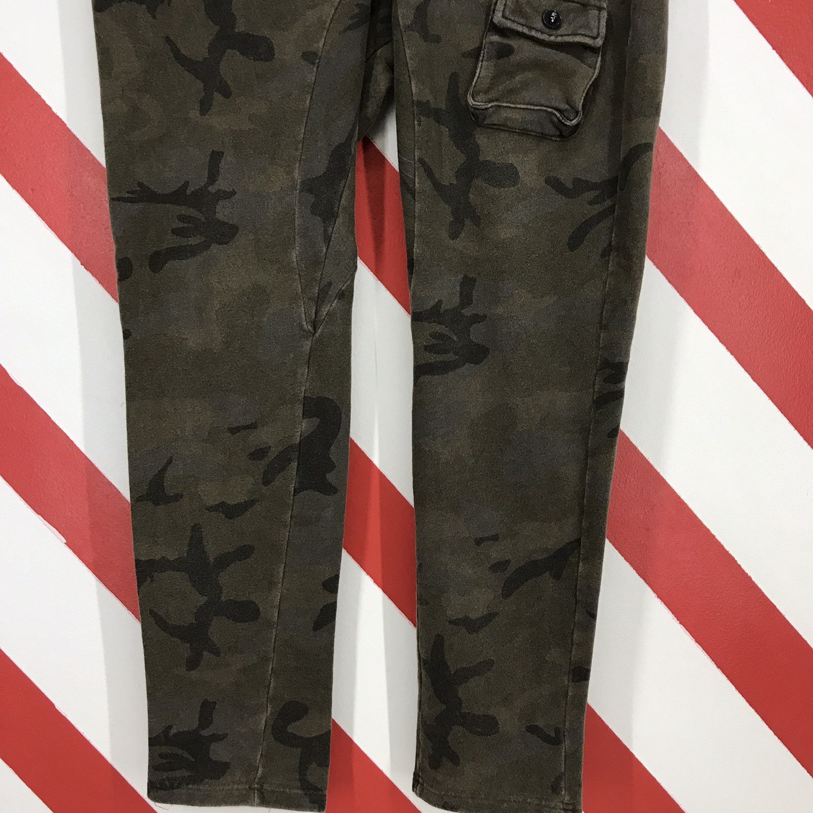 Philipp Plein Philipp Plein Jogger Multi Pocket Camouflaged Army XL Size US 36 / EU 52 - 7 Thumbnail