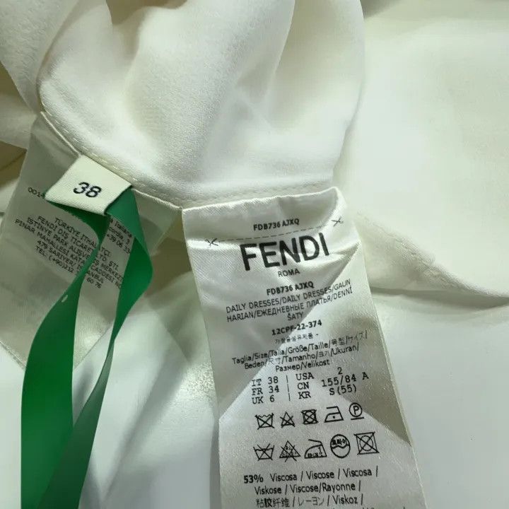 Fendi Fendi SS22 Belted Cape Detail Dress 0079 Size S / US 4 / IT 40 - 6 Thumbnail