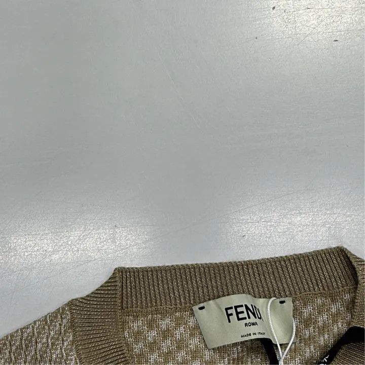 Fendi FENDI Brown Short Sleeve Sweater for Women 0079 Size M / US 6-8 / IT 42-44 - 2 Thumbnail