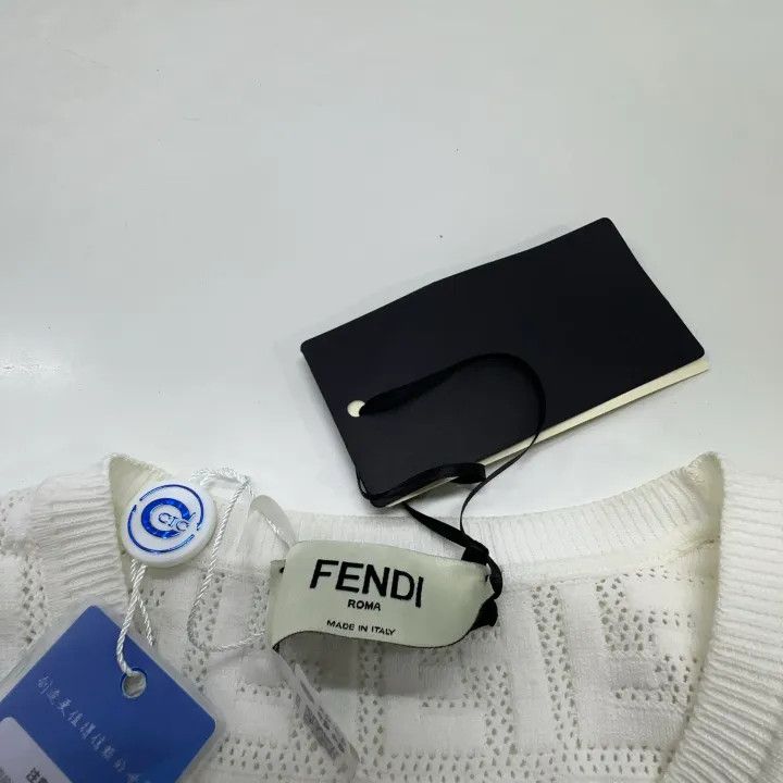Fendi Fendi White Sleeveless Knit Dress with Logo 0079 Size S / US 4 / IT 40 - 5 Thumbnail