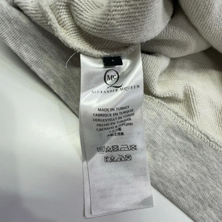 Alexander McQueen Alexander McQueen Swallow Print Sweatshirt 0079 Size S / US 4 / IT 40 - 5 Thumbnail