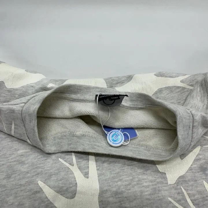 Alexander McQueen Alexander McQueen Swallow Print Sweatshirt 0079 Size S / US 4 / IT 40 - 7 Thumbnail
