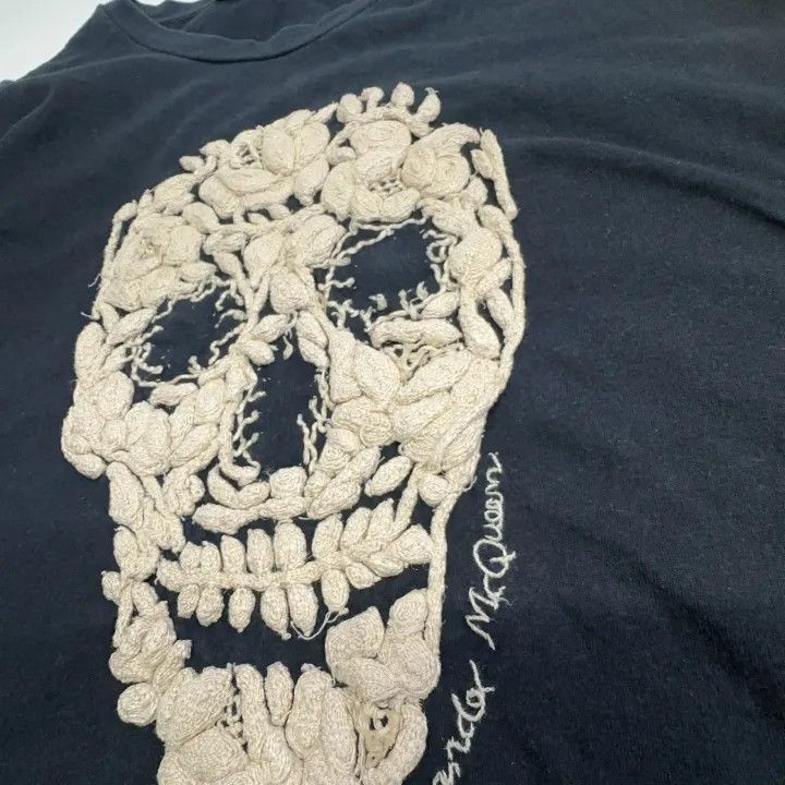 Alexander McQueen Alexander McQueen Floral Skull Graphic T-Shirt 0079 Size S / US 4 / IT 40 - 14 Thumbnail