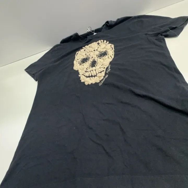 Alexander McQueen Alexander McQueen Floral Skull Graphic T-Shirt 0079 Size S / US 4 / IT 40 - 9 Thumbnail