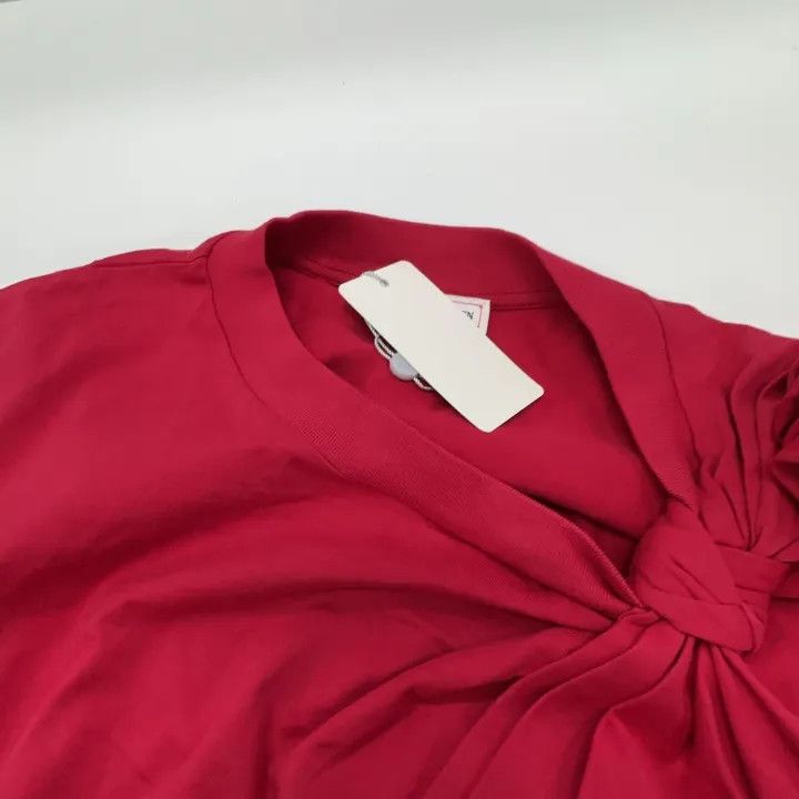 Alexander McQueen Alexander McQueen Red Asymmetric Short Sleeve T-Shirt 0079 Size L / US 10 / IT 46 - 7 Thumbnail