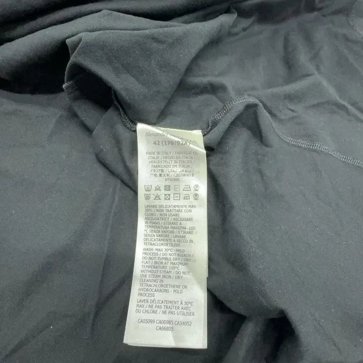 Alexander McQueen Alexander McQueen Black Casual Short Sleeve T-Shirt 0079 Size L / US 10 / IT 46 - 4 Thumbnail