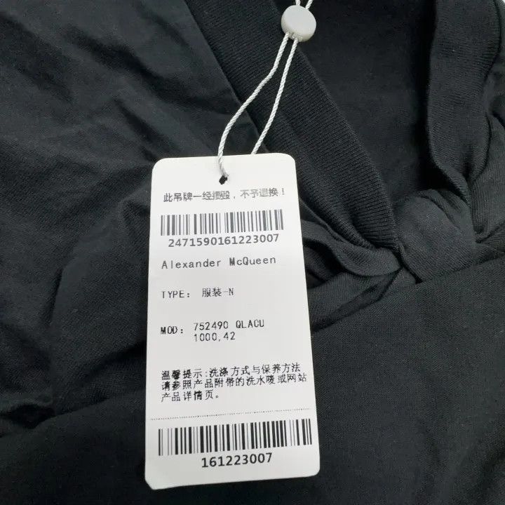 Alexander McQueen Alexander McQueen Black Casual Short Sleeve T-Shirt 0079 Size L / US 10 / IT 46 - 7 Thumbnail