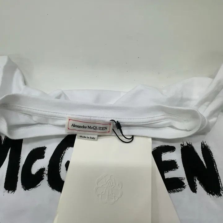 Alexander McQueen Alexander McQueen Logo Print Short Sleeve T-Shirt 0079 Size S / US 4 / IT 40 - 10 Thumbnail