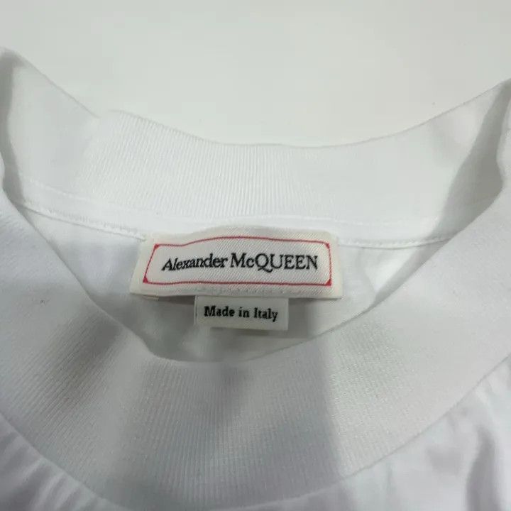 Alexander McQueen Alexander McQueen White Cropped Graphic T-Shirt 0079 Size M / US 6-8 / IT 42-44 - 4 Thumbnail