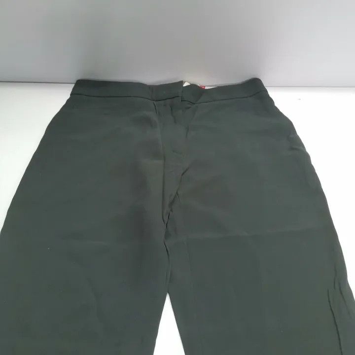 Alexander McQueen Alexander McQueen High-Waisted Black Ankle Pants 0079 Size 40" / US 18 - 9 Thumbnail