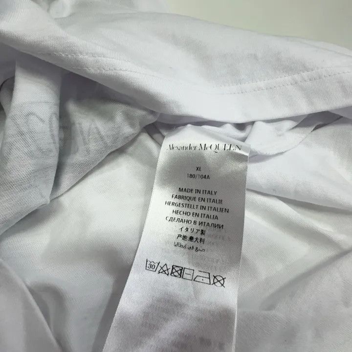 Alexander McQueen Alexander McQueen Casual Graphic T-Shirt 0079 Size XL / US 12-14 / IT 48-50 - 6 Thumbnail