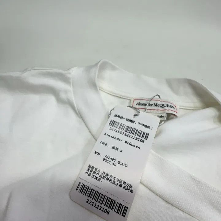 Alexander McQueen Alexander McQueen SS23 White Asymmetrical T-Shirt 0079 Size M / US 6-8 / IT 42-44 - 5 Thumbnail