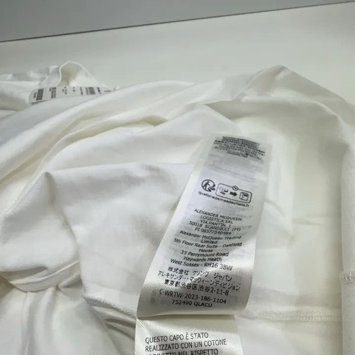 Alexander McQueen Alexander McQueen SS23 White Asymmetrical T-Shirt 0079 Size M / US 6-8 / IT 42-44 - 7 Thumbnail