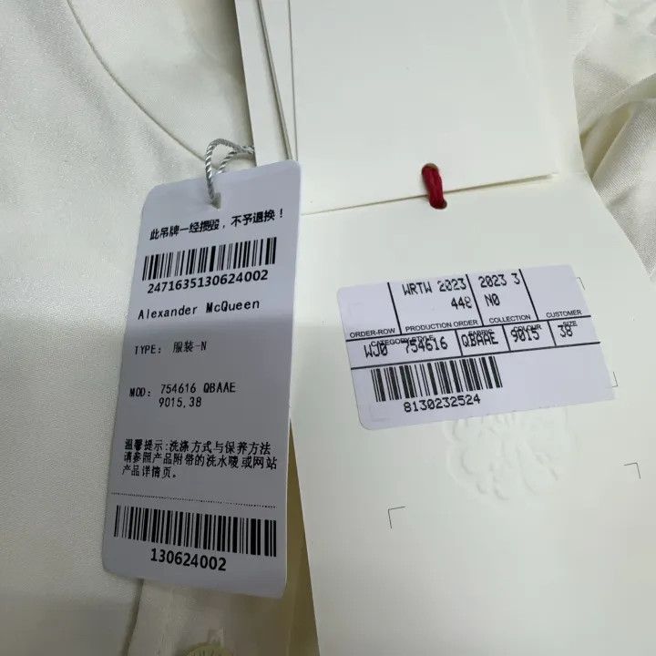Alexander McQueen Alexander McQueen White Sleeveless Ruched Shirt 0079 Size S / US 4 / IT 40 - 4 Thumbnail