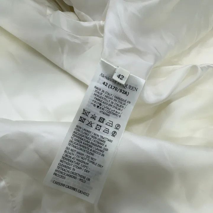 Alexander McQueen Alexander McQueen White Double-Breasted Wool Blazer 0079 Size L / US 10 / IT 46 - 6 Thumbnail